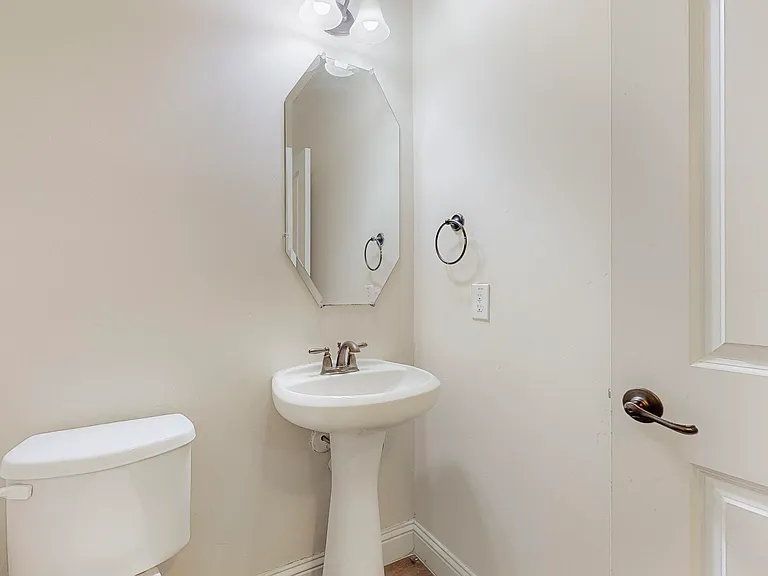 8812 Denstone Dr — Photo 22