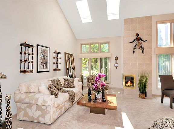4th image of 3102 Candlewood Ct #3102