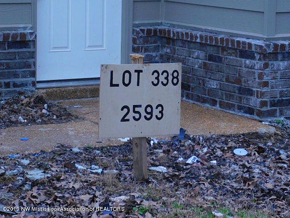 2nd image of 2593 S Avalon Dr