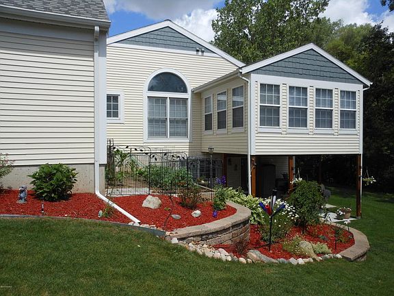 3rd image of 3334 Golfview Dr NW #45