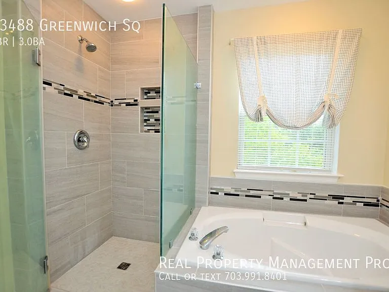 43488 Greenwich Sq — Photo 21