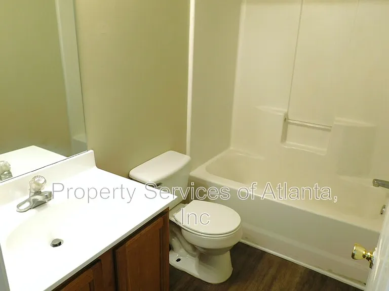 2379 Tullamore Cir — Photo 20