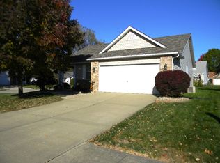22 Jennifer Dr, Glen Carbon, IL 62034