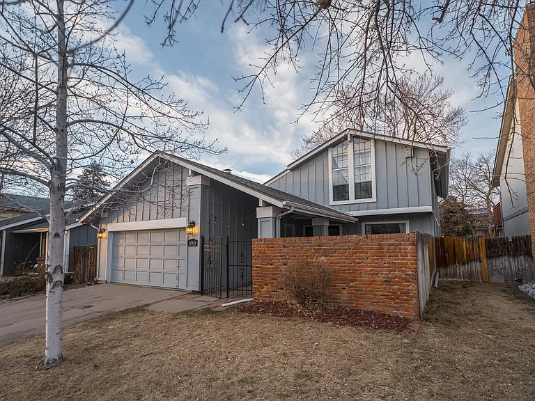 12572 E Bates Cir — Photo 24