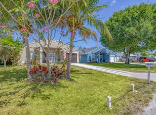 5855 SE Mitzi Ln, Stuart, FL 34997