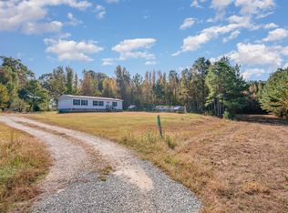 93 Grove Park Ln, Henderson, NC 27537