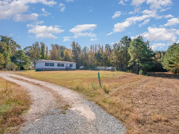 93 Grove Park Ln, Henderson, NC 27537