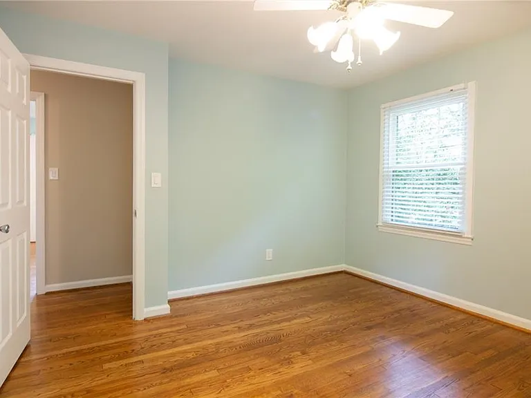 2852 Talisman Ct NE — Photo 21