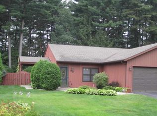40 Queen Mary Dr, Queensbury, NY 12804