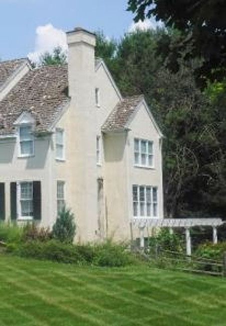 2nd image of 1201 Brentford Ln