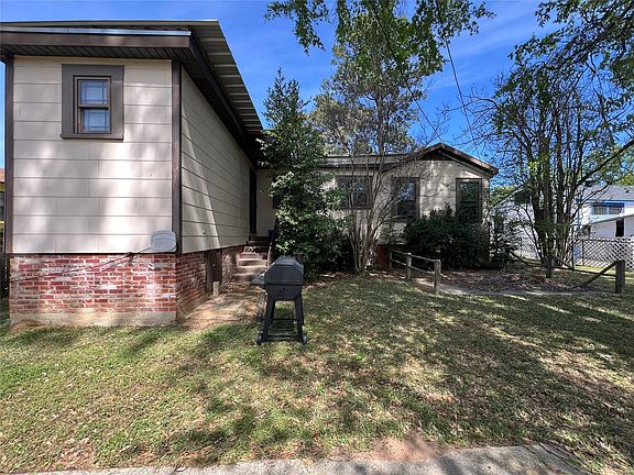 4th image of 3549 Frederick St