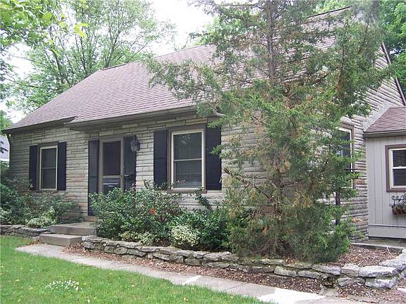 2nd image of 5861 Cadillac Dr