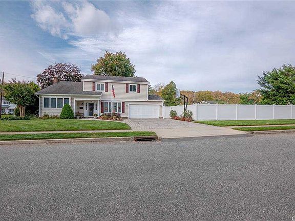 2nd image of 84 Peachtree Dr