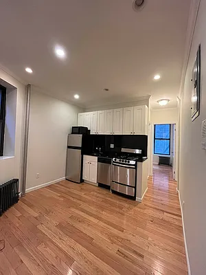 Rented by Compass | media 9