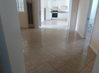 6420 Makee Ave, Los Angeles, CA 90001