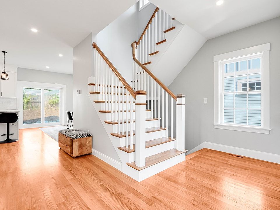 61 Hardy Pond Rd, Waltham, MA 02451 Zillow