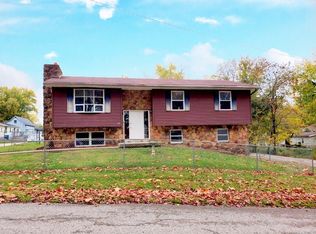 2115 8th St, Bedford, IN 47421