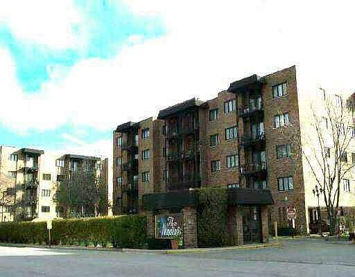 2nd image of 9356 Landings Ln Unit 206