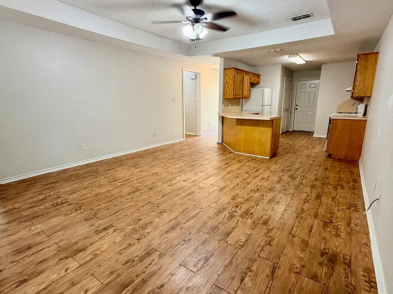 10395 W Lakeshore Dr — Photo 7