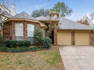 5820 Polo Club Dr, Arlington, TX 76017