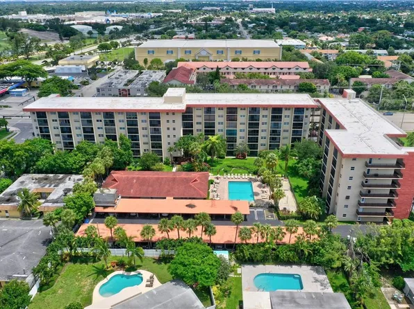 2350 NE 14th Street Causeway #204, Pompano Beach, FL 33062