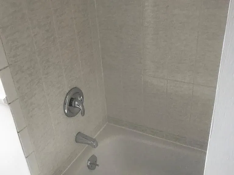 2119 Meadowbrook Rd #UPPER — Photo 14