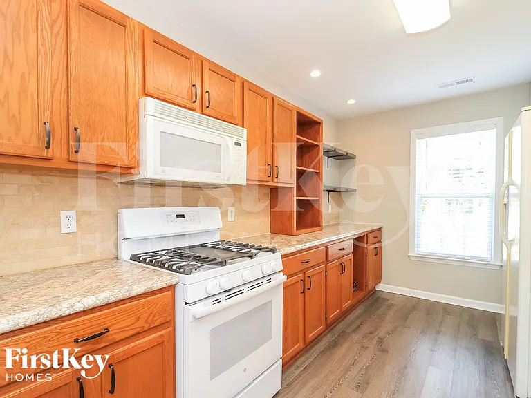 2648 Wynbrook Dr — Photo 7