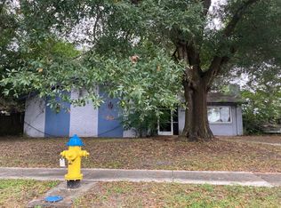 103 Valley Dr, Brandon, FL 33510