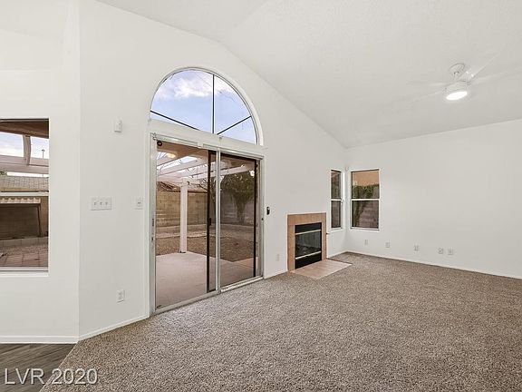 5th image of 6153 Caprino Ave