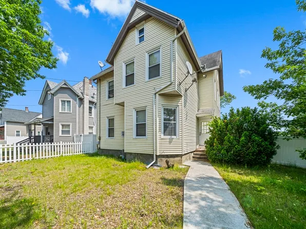 3 Cleveland St, Springfield, MA 01104