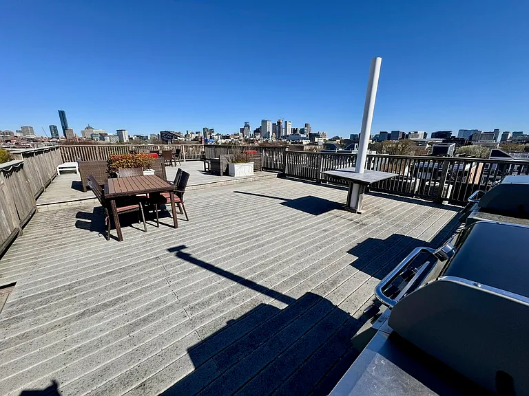 120 W 7th St #103 — Photo 22