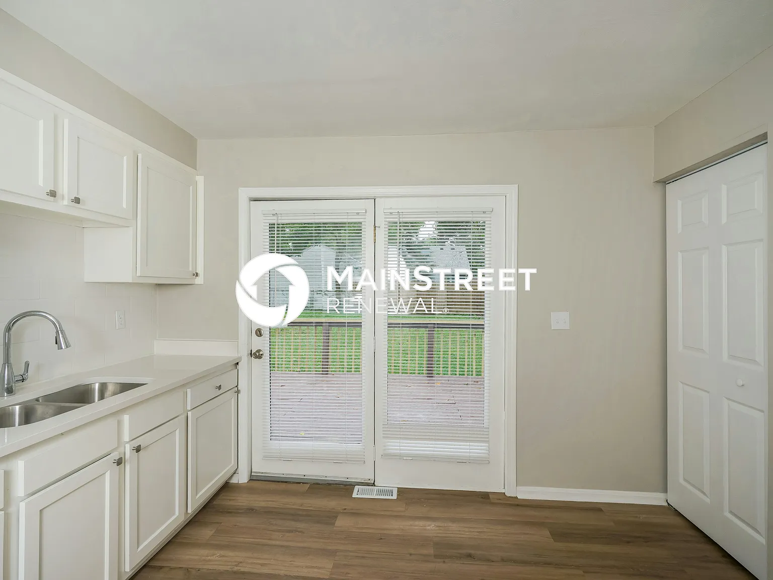 2606 Thomas Ave — Photo 4