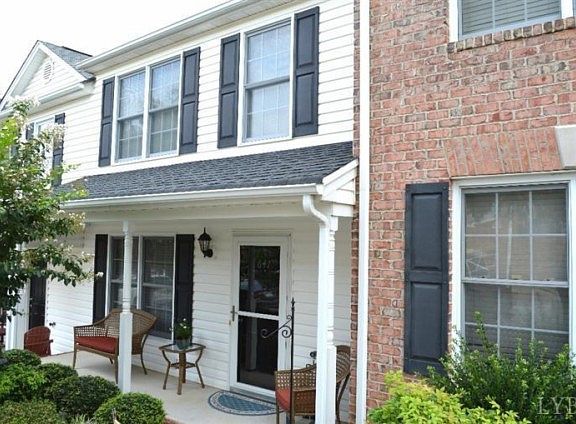 2nd image of 641 Wyndhurst Dr