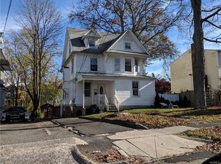 7 Oakwood Ave, White Plains, NY 10605