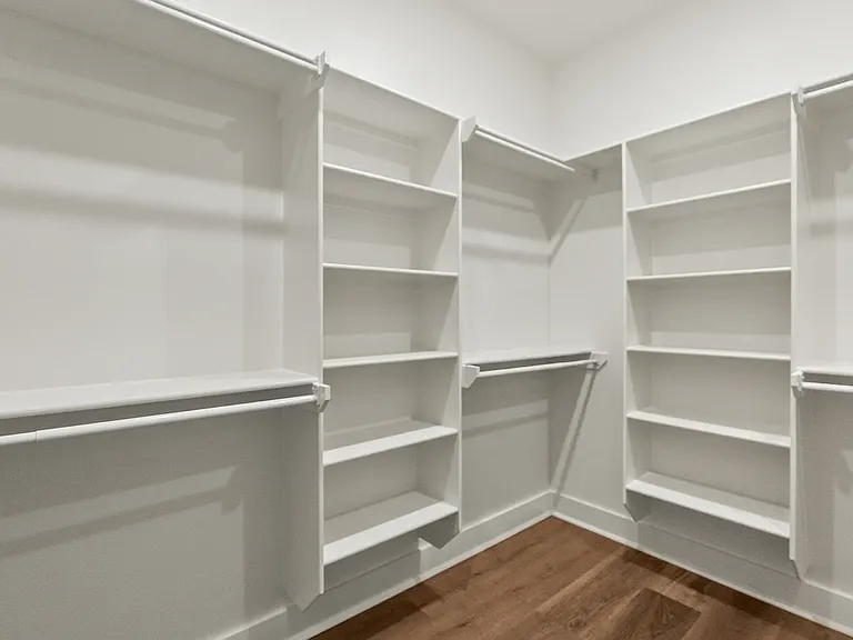 1275 Acuff Ln — Photo 1