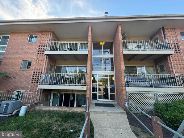 3706 N Rosser St APT T2, Alexandria, VA 22311