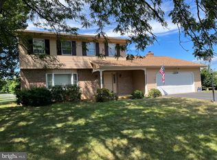 463 School House Rd, Nazareth, PA 18064