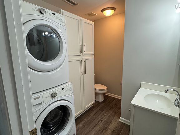 5th image of 1518 Villa Ter Unit E