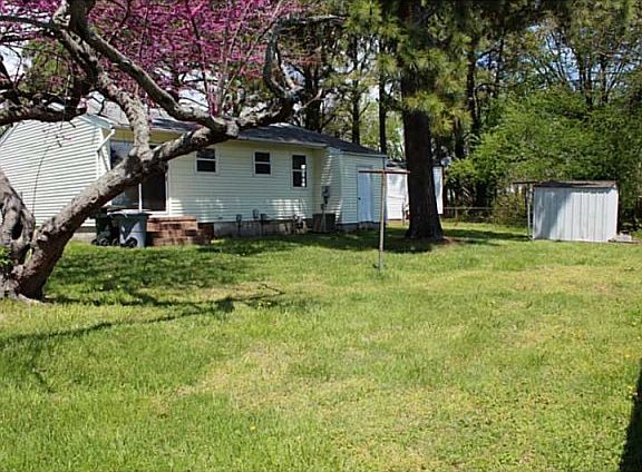 4th image of 8 Georgeanna Ct