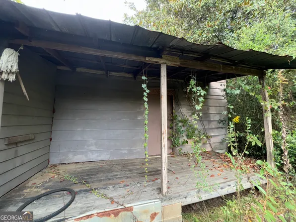930 Ash St NE, Dawson, GA 39842
