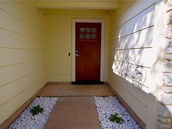 4th image of 6402 Jennings Dr