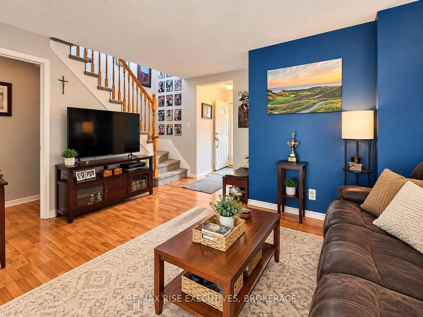 3 bed, $2,300 — Photo 2