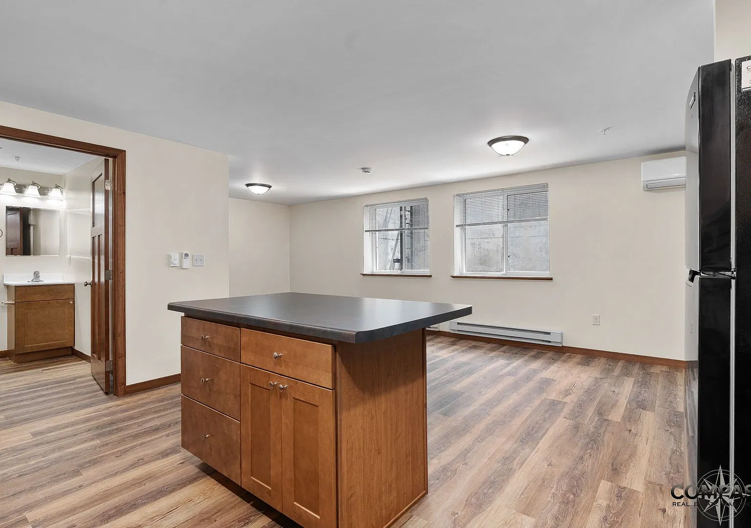 610 Gray St Apartments — Photo 4
