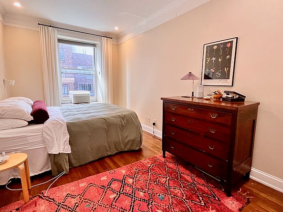 5th image of 67 S Oxford St APT 3A