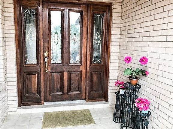 5th image of 338 Rebecca Dr