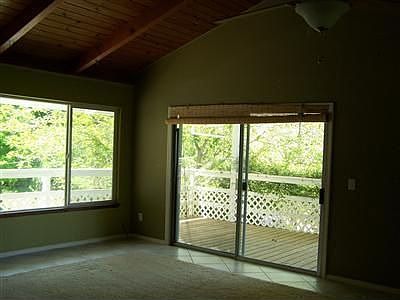 5th image of 540 Shady Oak Ln