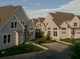 69 Copper Square Dr, Bethel, CT 06801