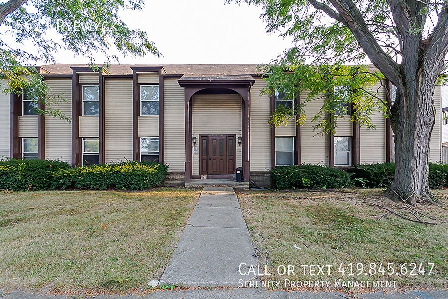 2nd image of 5623 Ryewyck Dr #23