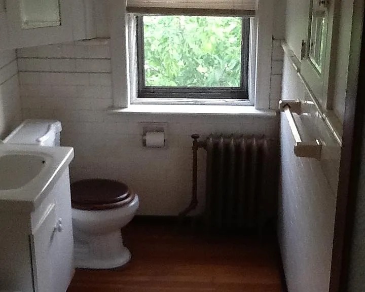 1016 Lamberton St — Photo 9