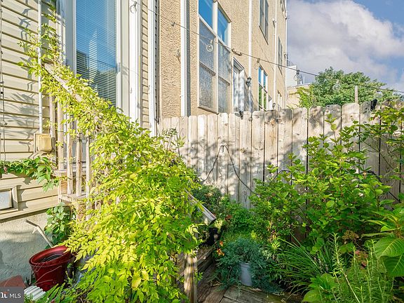 5th image of 2040 Annin St